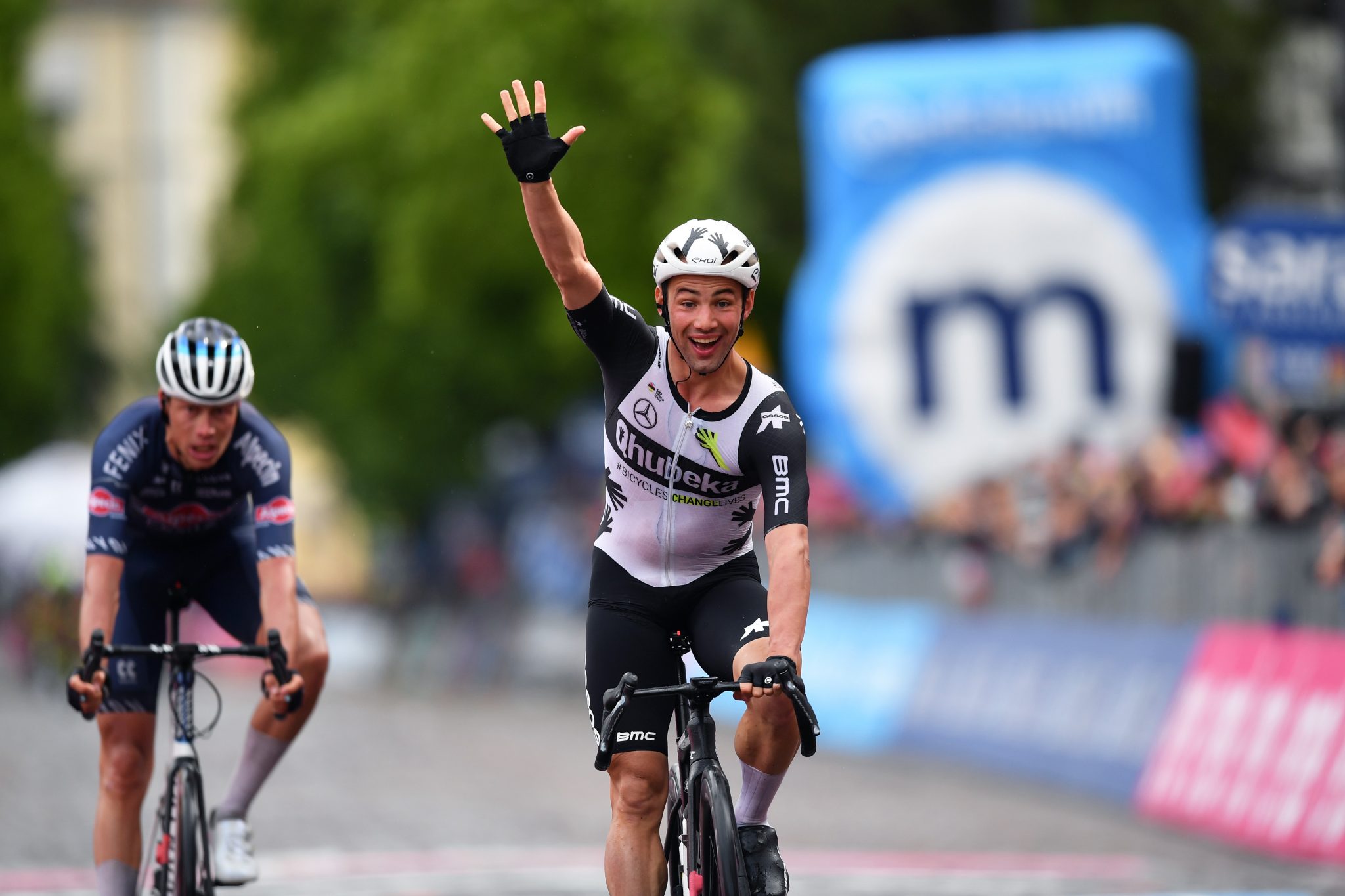 Victor Campenaerts wins stage 15 of the Giro d'Italia